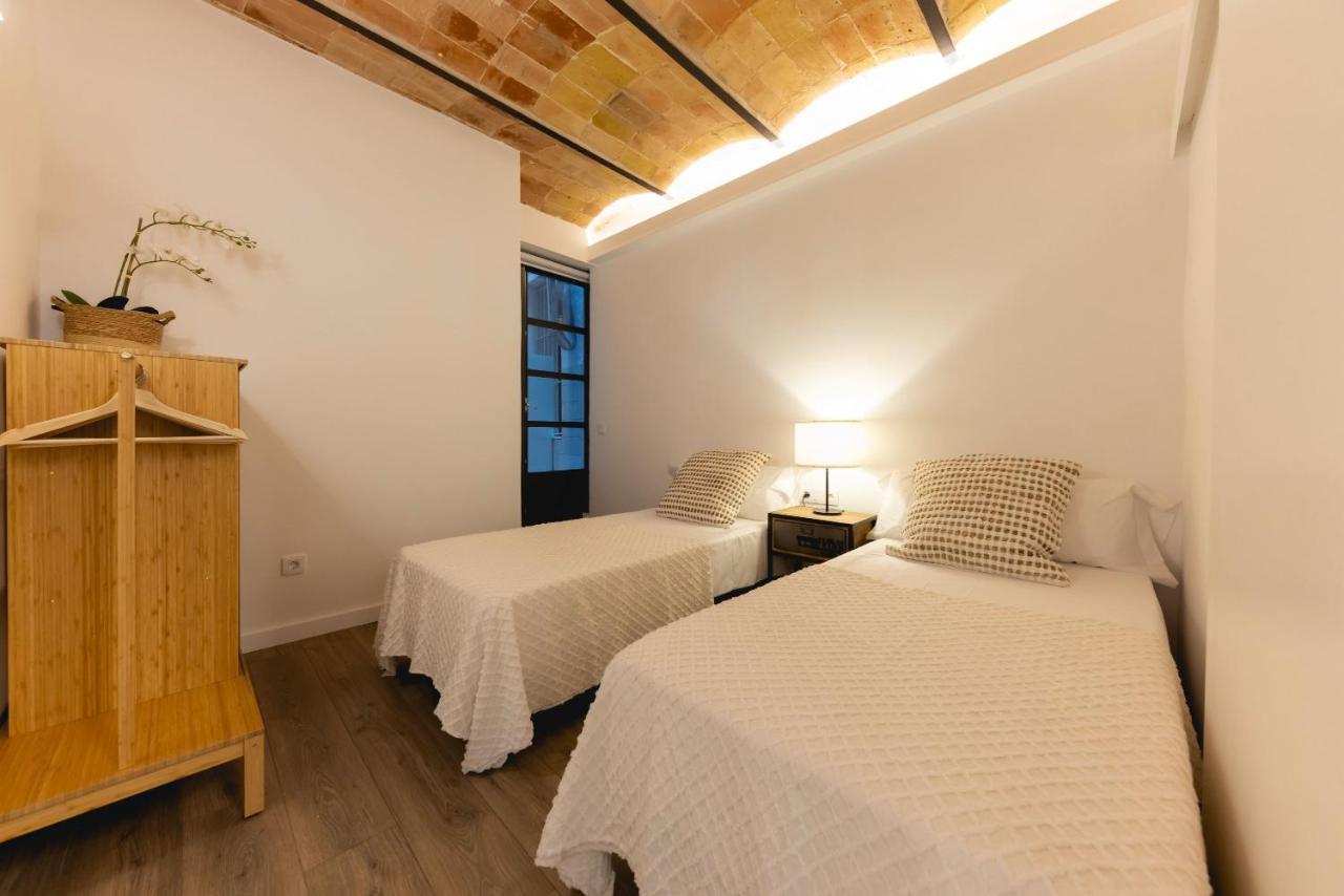 Bravissimo Cort Reial Entresol B Apartment Girona Ngoại thất bức ảnh